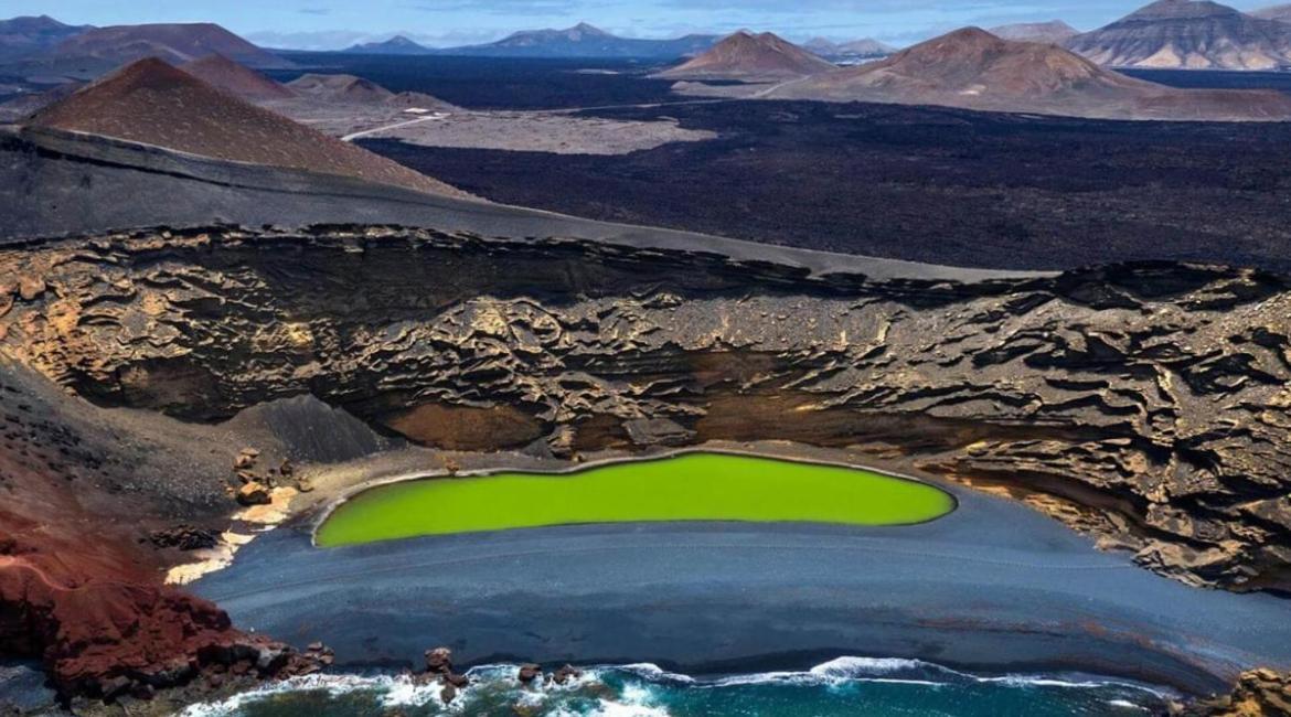 Lanzarote Casa Volcanica-Anclada Sobre La Lava Del Volcan Montana Blanca Екстер'єр фото